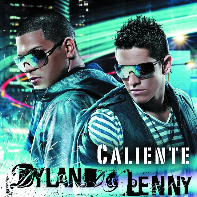 Caliente (feat. Arcángel)