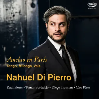 Anclao en París by Nahuel di Pierro