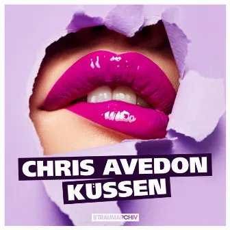 Küssen by Chris Avedon