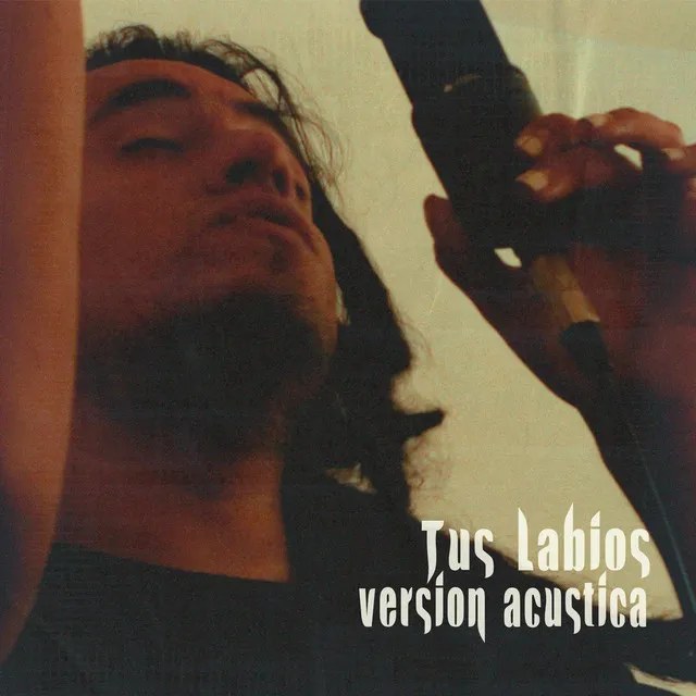 Tus labios (Acoustic Version)