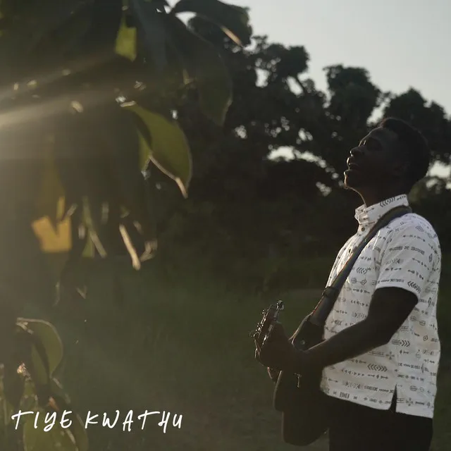 Tiye Kwathu - Live