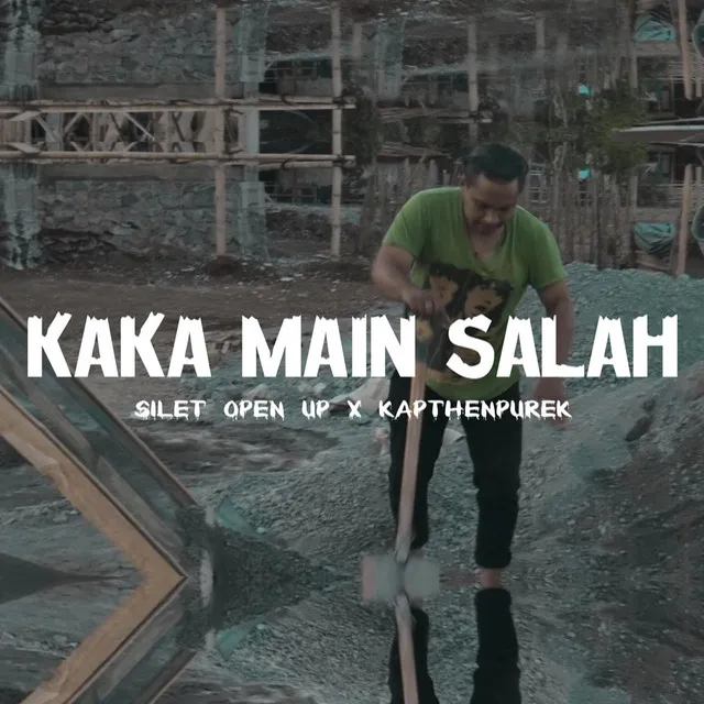 Kaka Main Salah