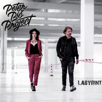 Labyrint by Peter Bic Project