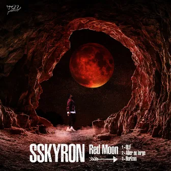 Red Moon by Sskyron