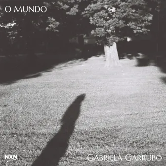 O Mundo by Gabriela Garrubo