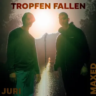 Tropfen fallen by Maxed