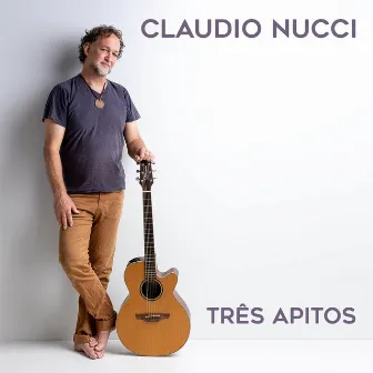 Três Apitos by Claudio Nucci