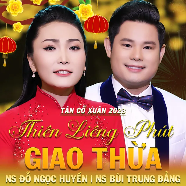 Tân Cổ Thiêng Liêng Phút Giao Thừa