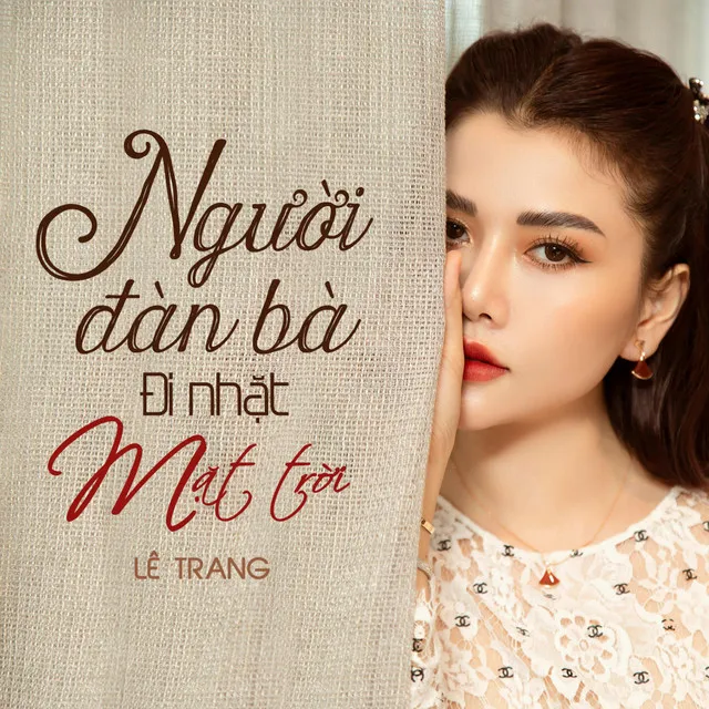 Người Đàn Bà Đi Nhặt Mặt trời