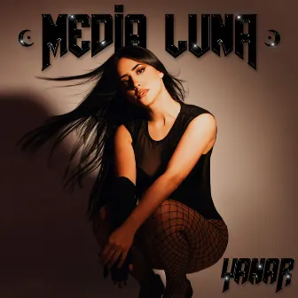 Media Luna by YANAR