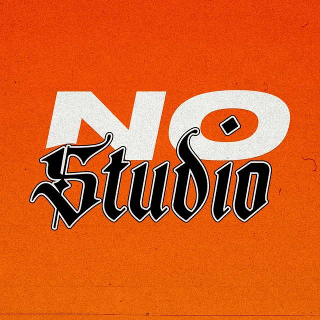 No Porte da / No Studio