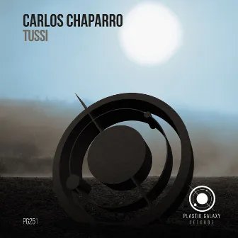 Tussi by Carlos Chaparro