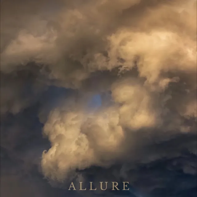 Allure (strings)