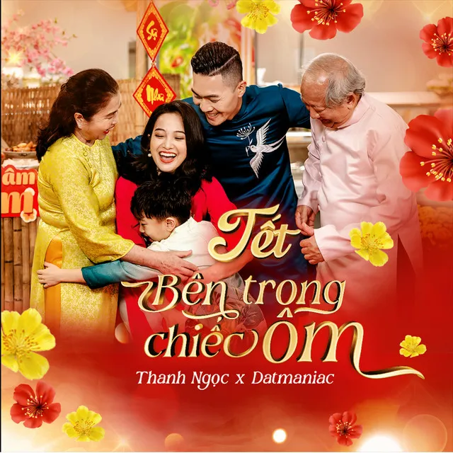 Tết Bên Trong Chiếc Ôm