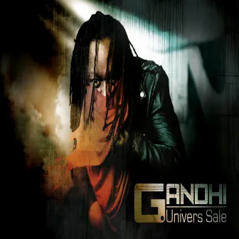 Univers Sale by Gandhi