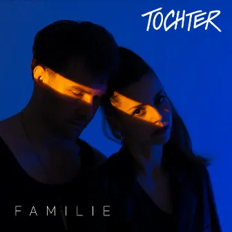 Familie by TOCHTER