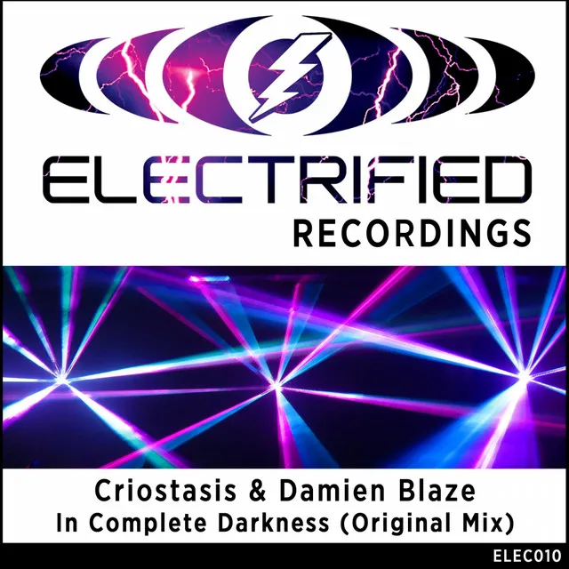 In Complete Darkness - Original Mix