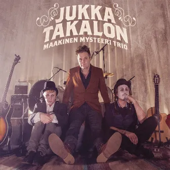 Maakinen mysteeri trio by Jukka Takalo