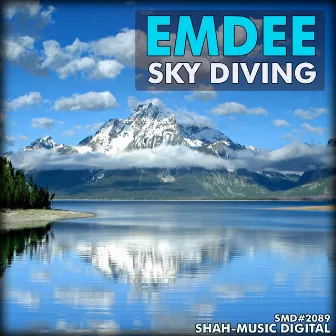 Sky Diving by Emdee