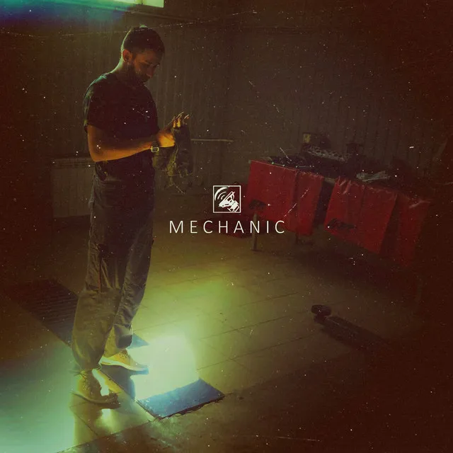 Mechanic