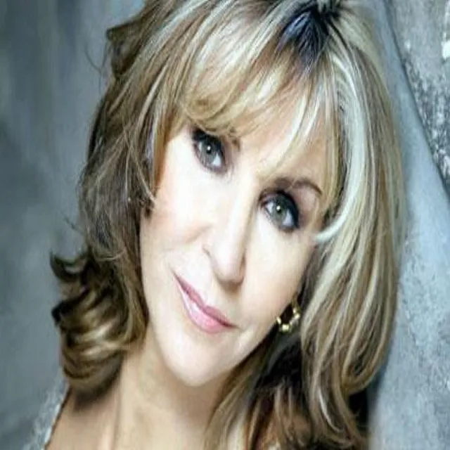 Lesley Garrett